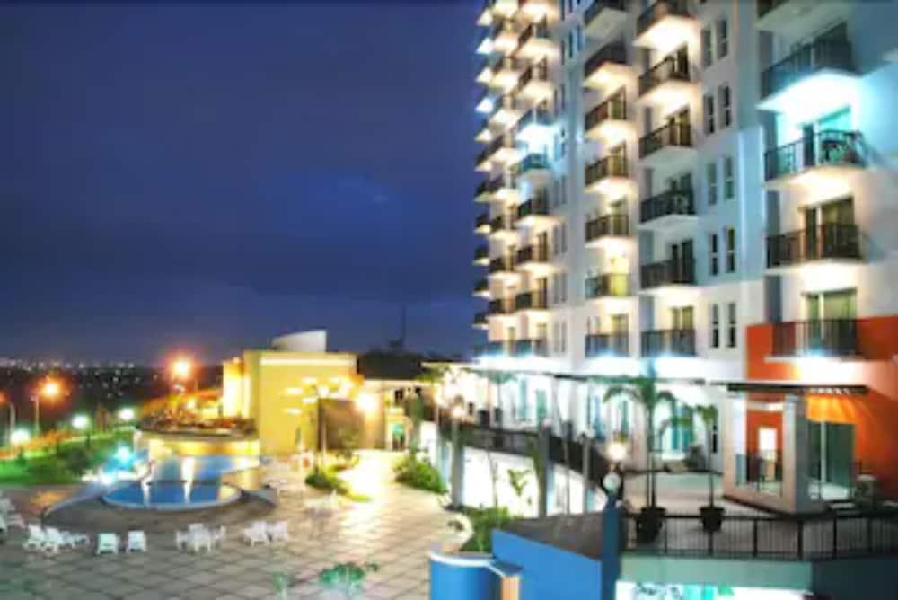 Marbella Suites Bandung Cimenyan Exteriör bild