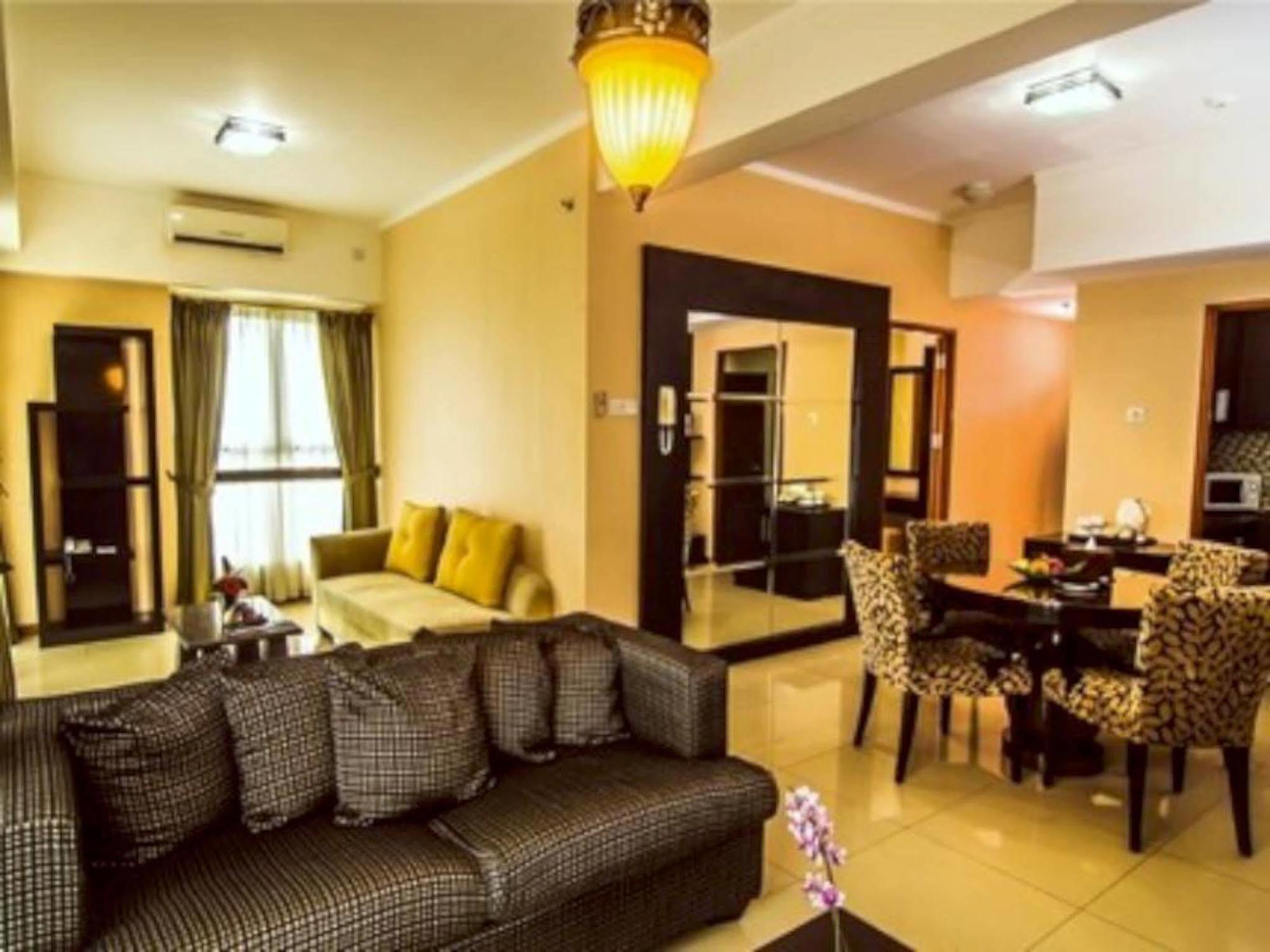 Marbella Suites Bandung Cimenyan Exteriör bild