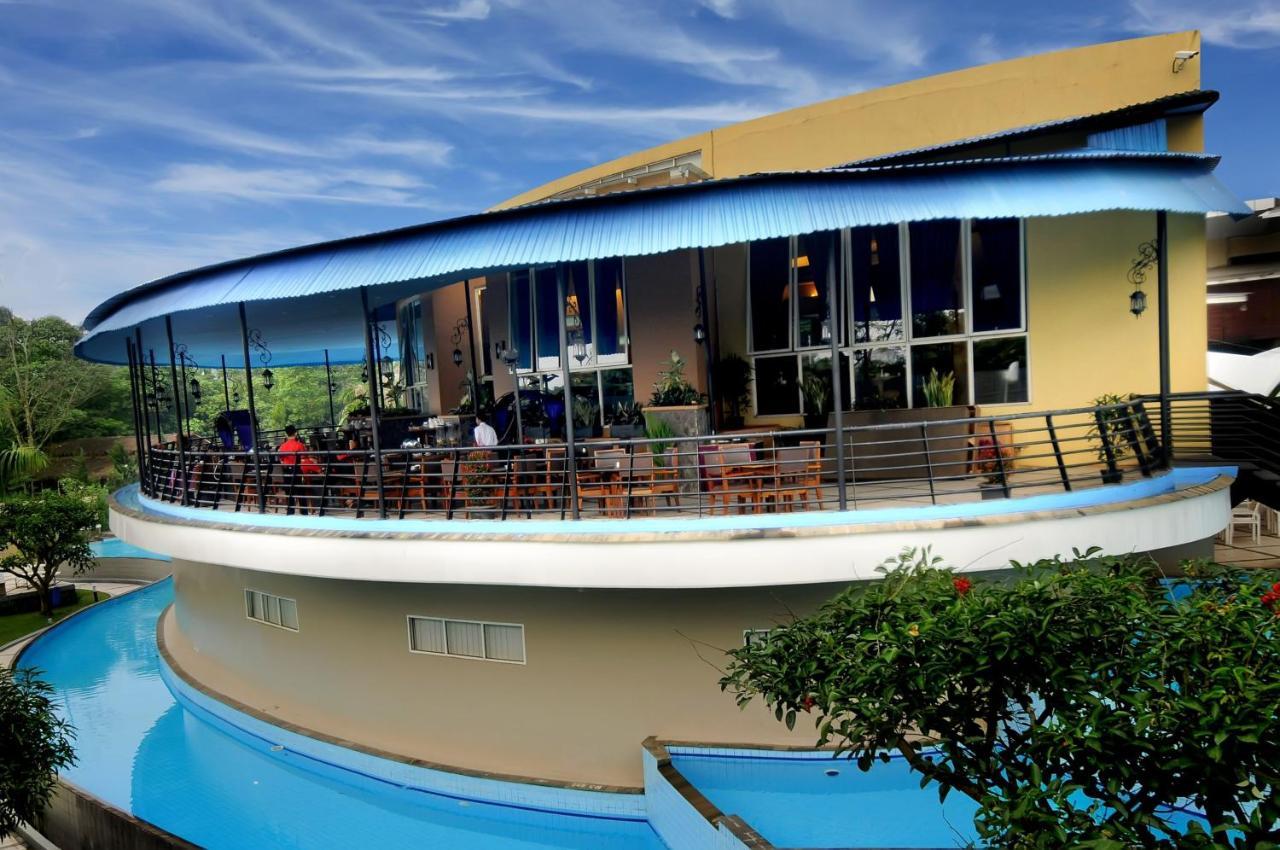 Marbella Suites Bandung Cimenyan Exteriör bild